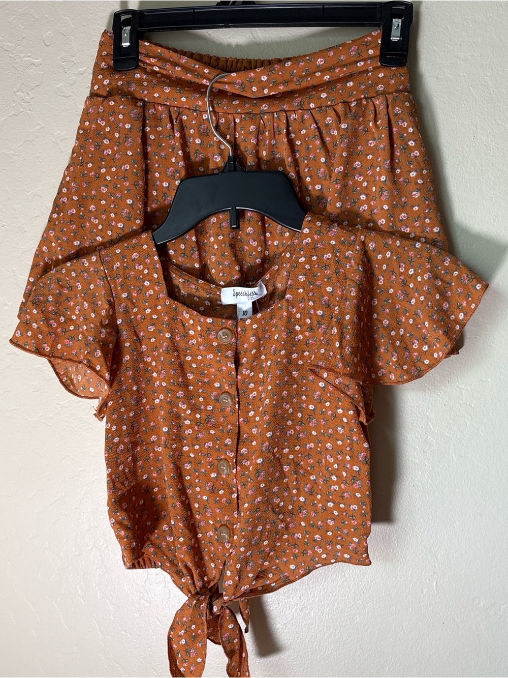 Soprano Rust Orange Floral Button-Tie Flutter Sleeve Blouse and skirt set.
